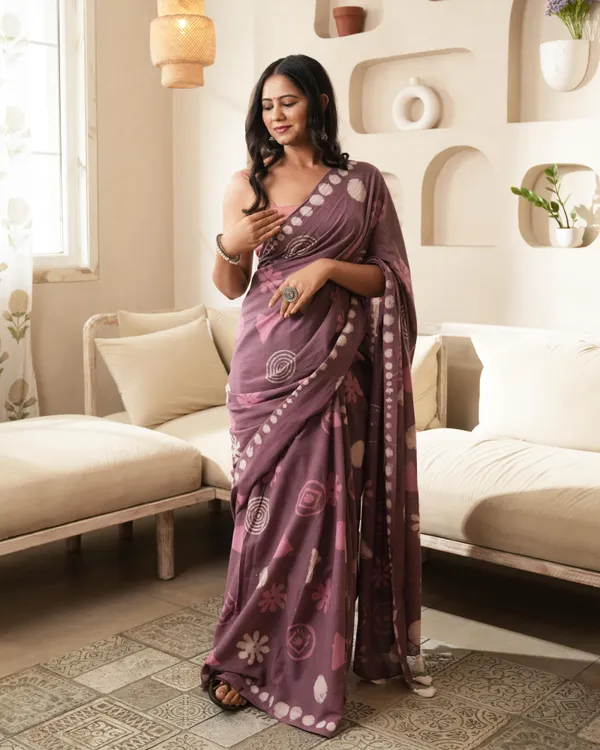Rustic_Pink_Cotton_Motif_Dabu_Print_Mul_Saree_For_Women